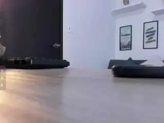 Katherin-daniels40  live sex cam