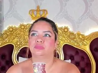 Kendralholson  live sex cam