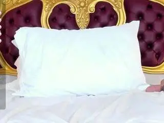 Kendralholson  live sex cam