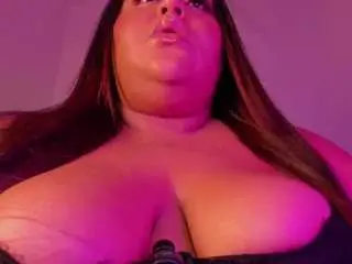 Lilylilyishere  live sex cam