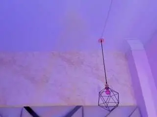 Victoriia-coxx  live sex cam