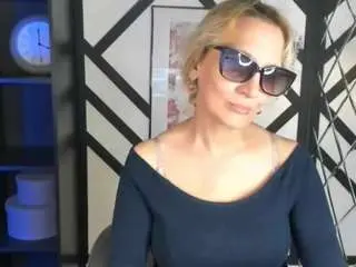 Annaqueenmuse  live sex cam
