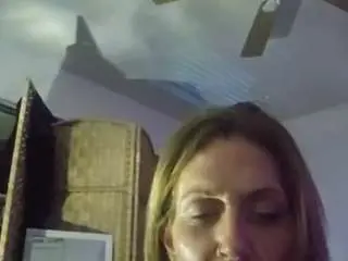 Hollywoodgetinit  live sex cam