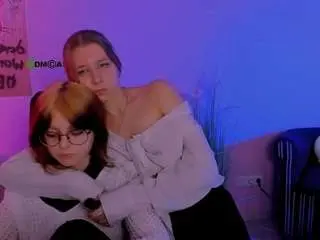 Samanta-hotty  live sex cam