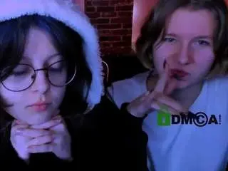 Samanta-hotty  live sex cam