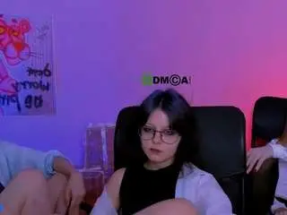 Samanta-hotty  live sex cam