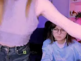 Samanta-hotty  live sex cam