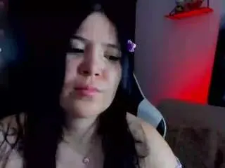 Ailynred  live sex cam