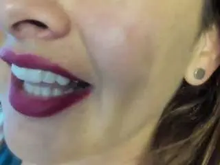 Antomouthparadise  live sex cam