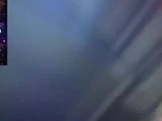 Loricritter  live sex cam