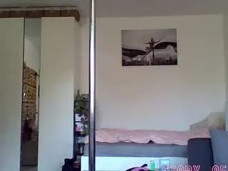 Storyofsarah  live sex cam