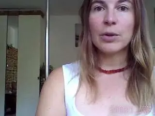 Storyofsarah  live sex cam