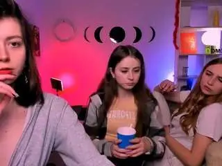 Vikki-say  live sex cam