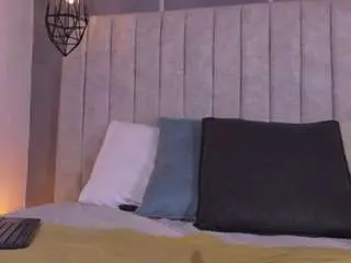 Ariana-sweet  live sex cam