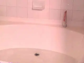 Cutiebooty4u  live sex cam