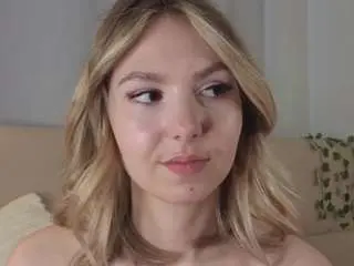 Darlenavanaller  live sex cam