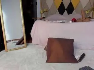 Emmaduque  live sex cam