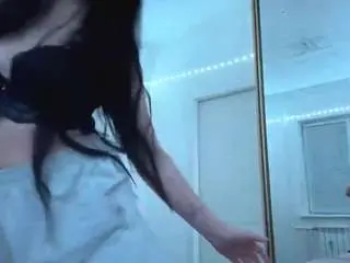 Giannahernandez  live sex cam