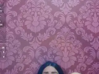 Julianadiazz  live sex cam