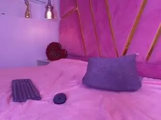 Miahrousse  live sex cam
