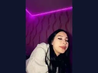 Moniqueschiffman  live sex cam