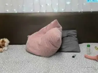 Squirterzoe  live sex cam