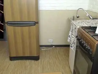 Sweetpeash  live sex cam