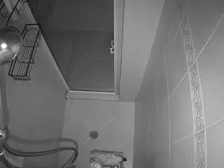 Voyeurcam-baileybase-shower  live sex cam