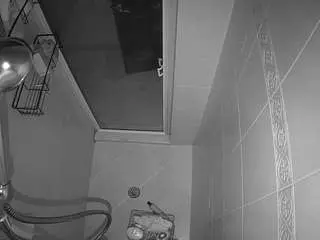 Voyeurcam-baileybase-shower  live sex cam