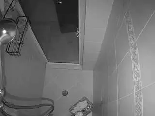 Voyeurcam-baileybase-shower  live sex cam