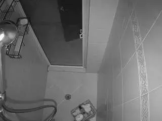 Voyeurcam-baileybase-shower  live sex cam