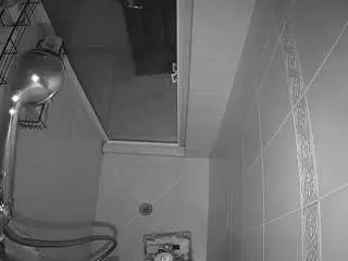 Voyeurcam-baileybase-shower  live sex cam