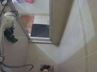 Voyeurcam-baileybase-shower  live sex cam