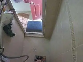 Voyeurcam-baileybase-shower  live sex cam