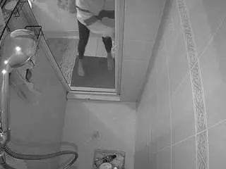 Voyeurcam-baileybase-shower  live sex cam