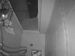 Voyeurcam-baileybase-shower  live sex cam