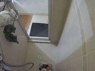 Voyeurcam-baileybase-shower  live sex cam