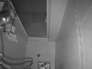 Voyeurcam-baileybase-shower  live sex cam