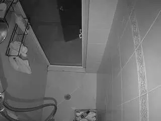 Voyeurcam-baileybase-shower  live sex cam