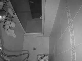 Voyeurcam-baileybase-shower  live sex cam