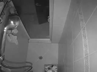 Voyeurcam-baileybase-shower  live sex cam