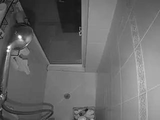 Voyeurcam-baileybase-shower  live sex cam