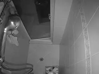 Voyeurcam-baileybase-shower  live sex cam