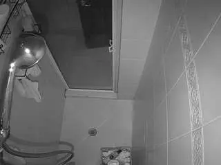 Voyeurcam-baileybase-shower  live sex cam