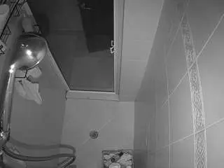 Voyeurcam-baileybase-shower  live sex cam