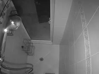 Voyeurcam-baileybase-shower  live sex cam