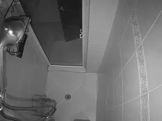Voyeurcam-baileybase-shower  live sex cam