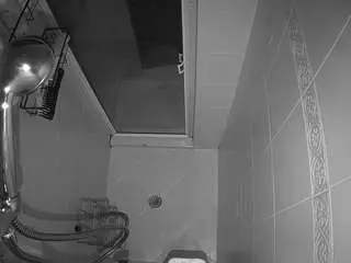 Voyeurcam-baileybase-shower  live sex cam