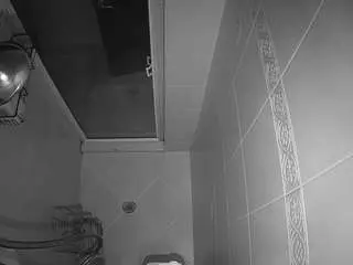 Voyeurcam-baileybase-shower  live sex cam