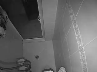 Voyeurcam-baileybase-shower  live sex cam